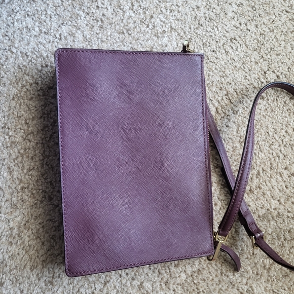 Kate Spade Crossbody in burgundy - Picture 3 of 4